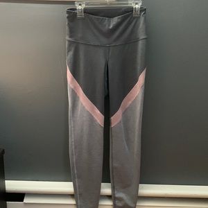 GRAY/PINK ATHLETIC LEGGINGS